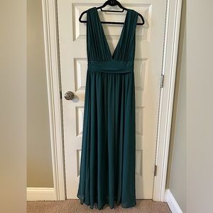 Lulu’s Emerald Green Dress